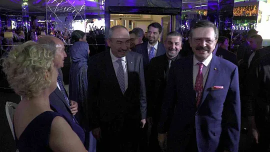 Gülsoy ve Bulut ailelerinin mutlu günü