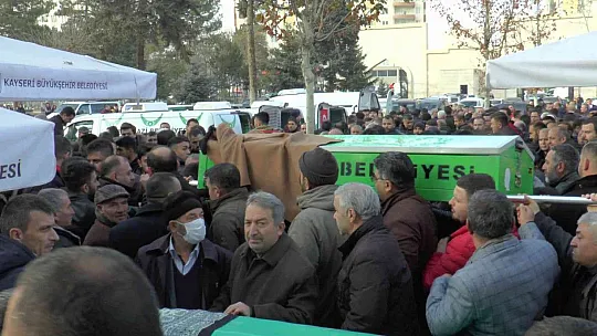 Bakan, son yolculuğuna uğurlandı
