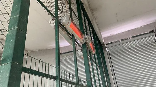 Hayvanat bahçesi kışın da açık
