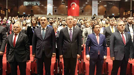 Hulusi Akar: 'Azerbaycan'da tüm dünya Türk'ün gücünü gördü'