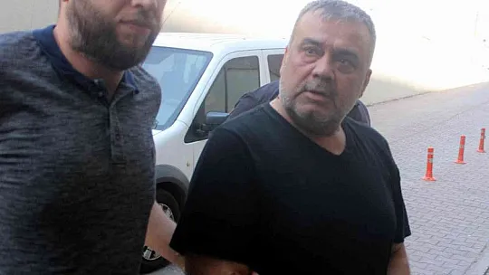 Ünlü sanatçı Metin Işık ve oğlu adliyede