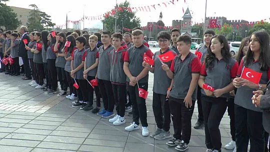 Karaköse: 'Eğitim-öğretim yılında gururlu bir şekilde Türkiye Cumhuriyeti'nin 100. yılını kutlayacağız'