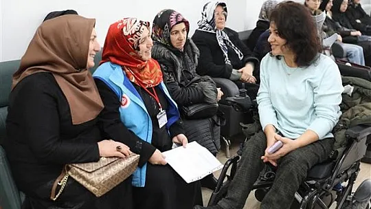 Müftü Akkuş, Ulu Çınarlar'ı ziyaret etti