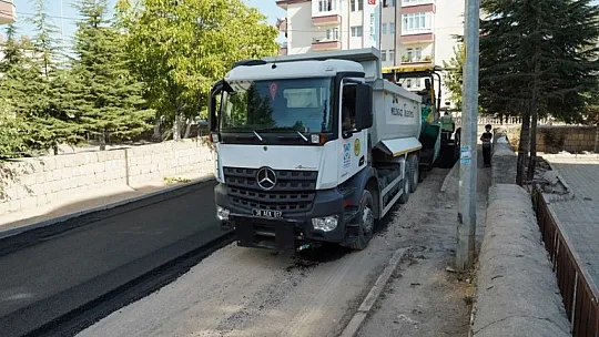 İldem bölgesinde asfalt çalışmaları