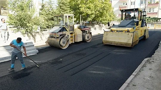 İldem bölgesinde asfalt çalışmaları