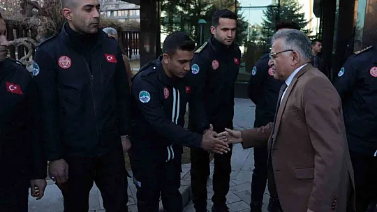 Büyükkılıç: Ben taş değilim!