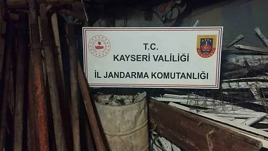 Jandarma olayı çözdü! 3 gözaltı...