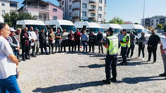 Jandarma okul servis araçlarını denetledi!