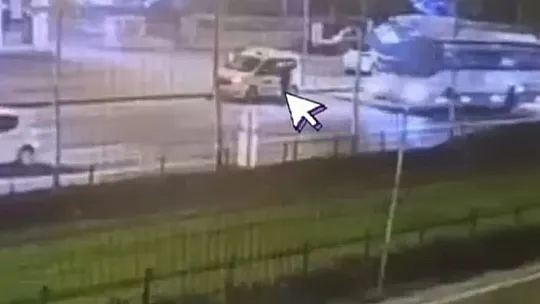 Kadın taksiciyi bıçak zoruyla gasp etmişti... Yakalandı