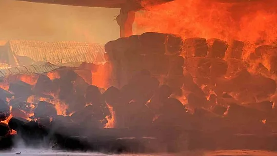 Kahramanmaraş'ta pamuk deposunda yangın