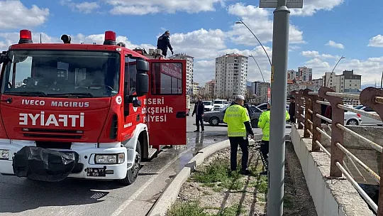Otomobil kanala uçtu...