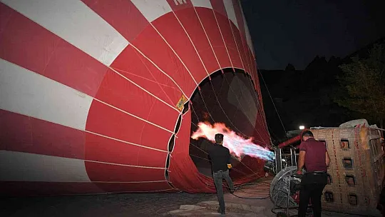 Kapadokya'nın giriş kapısı Soğanlı'da balon uçuşları başladı