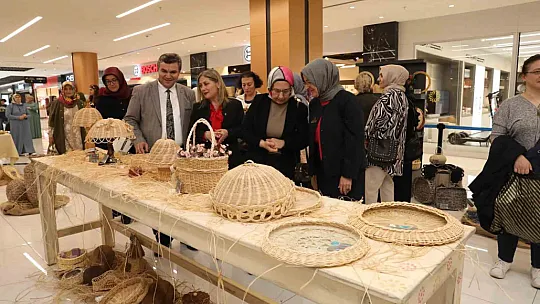 Sergi açıldı...