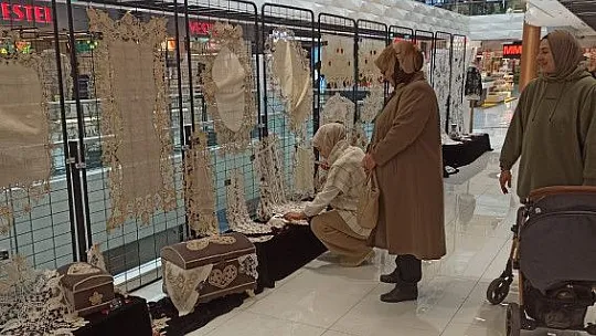 Dantel Anglez El Sanatları Sergisi'ne Yoğun İlgi