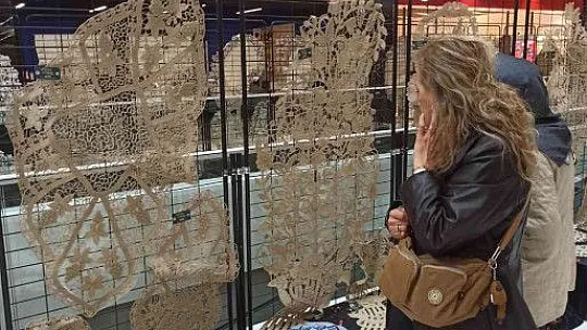 Dantel Anglez El Sanatları Sergisi'ne Yoğun İlgi