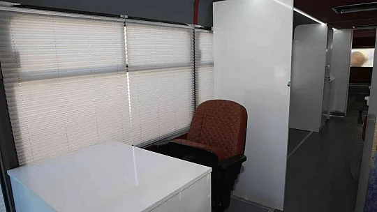 Otobüs 'Gezici Ağız ve Diş Sağlığı Kliniği' oldu!