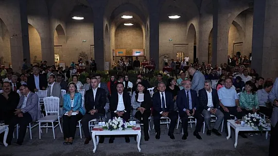 Müzikle şifa anlatıldı