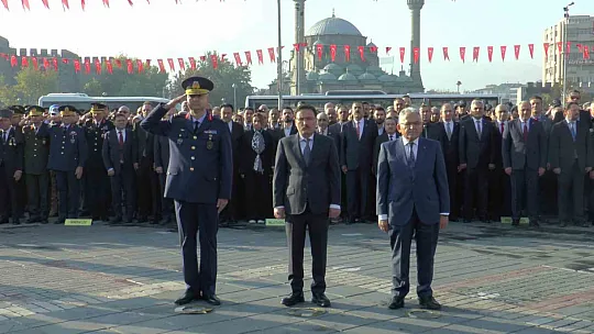 Kayseri'de 10 Kasım töreni