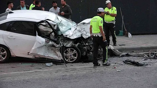 Ortalık savaş alanına döndü: 1'i ağır 3 yaralı