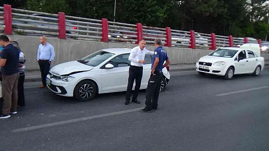 Kayseri'de 6 araçlı zincirleme kaza! Yaralılar var...