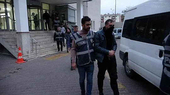 Kayseri'de aranan şahıslara şok operasyon: 17 gözaltı