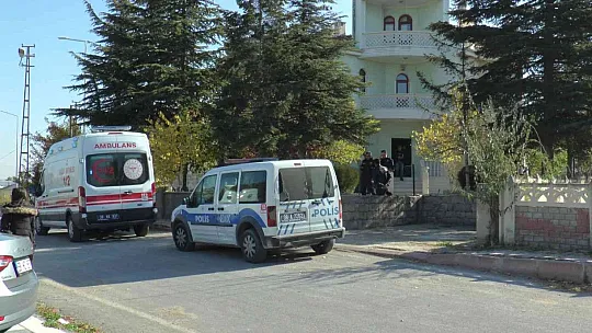 Kayseri'de bir evde yaşlı çiftin cesedi bulundu