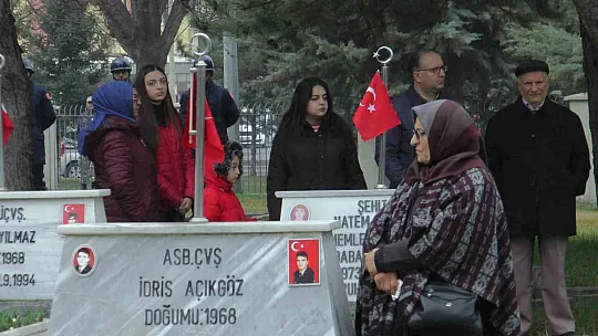 Kayseri'de Çanakkale Şehitleri dualarla anıldı