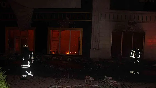 Fabrikada korkutan yangın