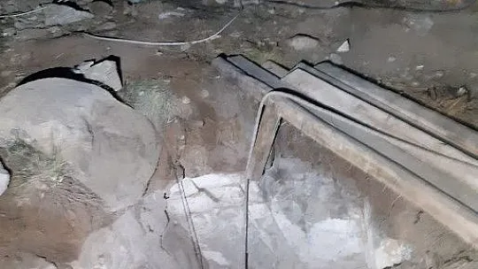 Sarıoğlan'da kaçak kazı yapan 4 kişi yakalandı