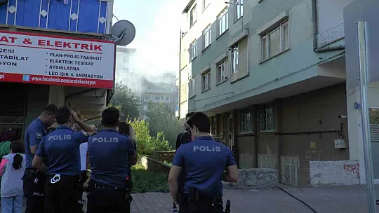 Kocasinan'da yangın: Ev kullanılamaz hale geldi!