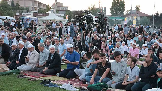 Kur'an-ı Kerim'e yapılan çirkin saldırılara karşı Kayseri nasıl tepki gösterdi