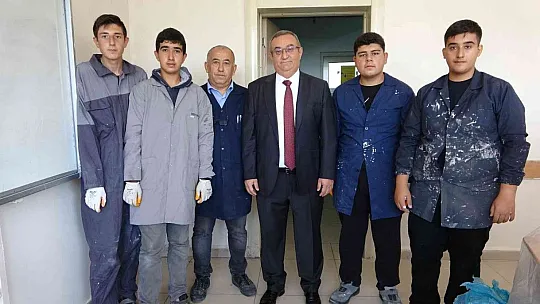 Meslek lisesinde üretiliyor! Okullar yenileniyor...