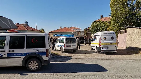 Flaş! Kadın ve erkek cesedi bulundu