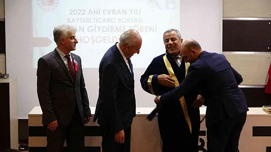 Kayseri'de yılın ahisine kaftanı giydirildi