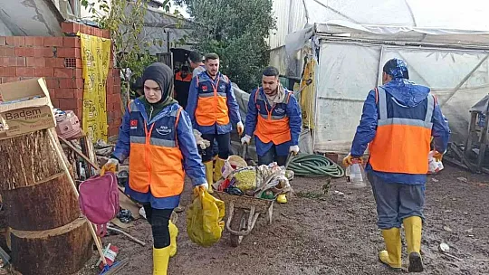 Kayseri'den Antalya'ya yardım çıkarması