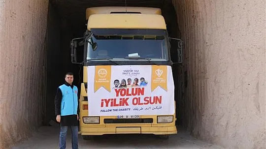 Kayseri'den Suriye'ye yardımlar sürüyor!