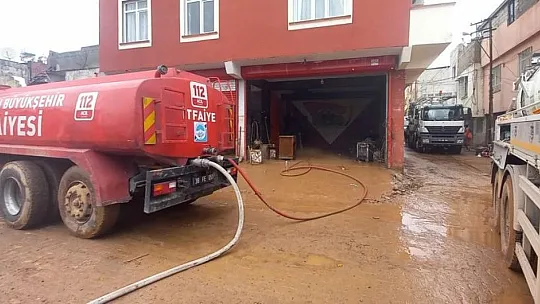 Kayseri, Deprem ve Sel Bölgelerinde yardıma koştu