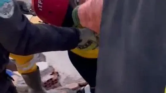 Kayseri'den giden ekipler can kurtarmaya devam ediyor...