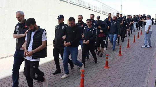 Kayseri'nin en büyük operasyonu 31 gözaltı...