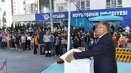 2 milyon kişi kütüphanelerden faydalandı...