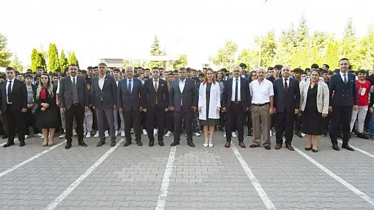 OSB Teknik Koleji'nde yeni Eğitim Yılı, törenle açıldı