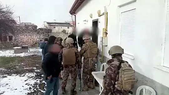 Kayseri polisinden bağ evine özel harekat destekli operasyon