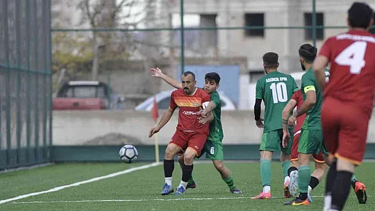 Argıncıkspor, Erciyesspor Esen Makina'yı kayıpsız geçti
