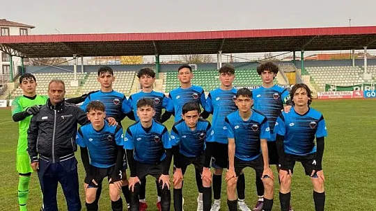 Atletikspor ve Gültepespor galibiyetle başladı