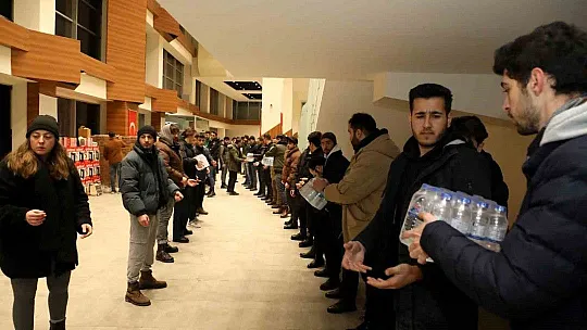 KAYÜ, deprem bölgesine yardımlarını sürdürüyor!