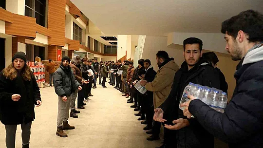Kayseri Üniversitesi, Deprem Bölgesine Yardımlarını Sürdürüyor