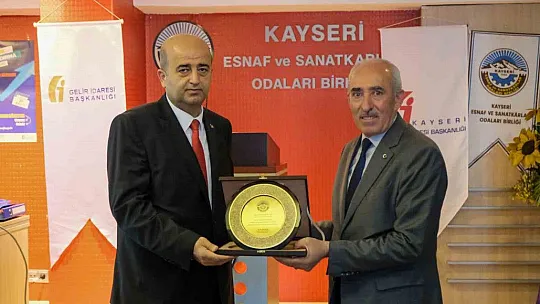 Vergi dairesi başkanından esnaf temsilcileri buluşması...