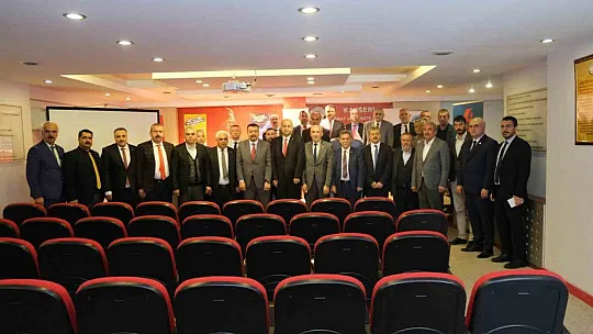 Vergi dairesi başkanından esnaf temsilcileri buluşması...