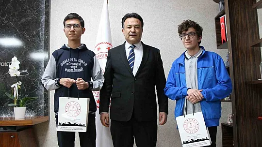 Türkiye Birincisi Oldu