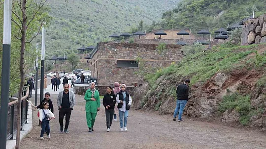 Kayseri'de oyunu kullanan oraya akın etti!